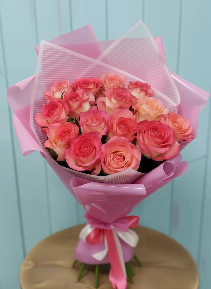 Букет 15 Розовых роз Равель в Ильинке Астраханской области