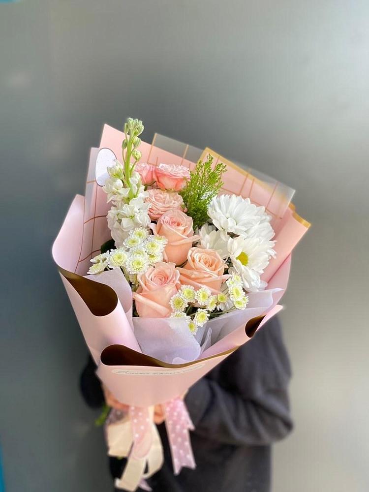 Букет цветов из: Хризантемы и Розы в Ильинке Астраханской области