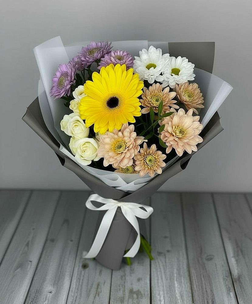 Букет цветов из: Розы, Герберы и Хризантемы в Ильинке Астраханской области