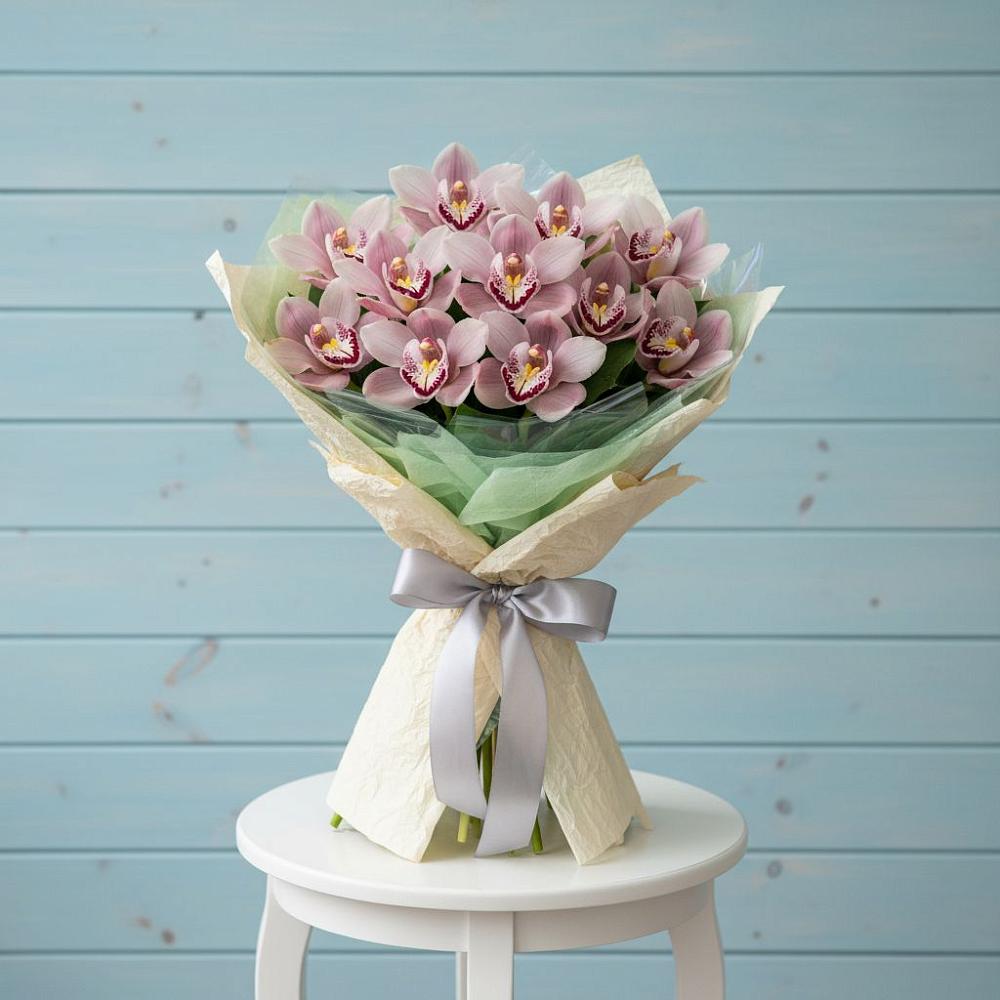 Букет цветов из: Орхидеи и Розы в Ильинке Астраханской области