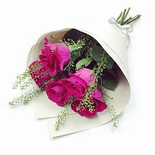 Букет цветов из:  Розы в Ильинке Астраханской области