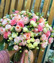 Букет цветов из:  Розы #REPLACE_PRED# Ильинке Астраханской области