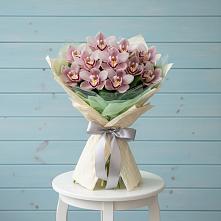 Букет цветов из:  Орхидеи и Розы в Ильинке Астраханской области
