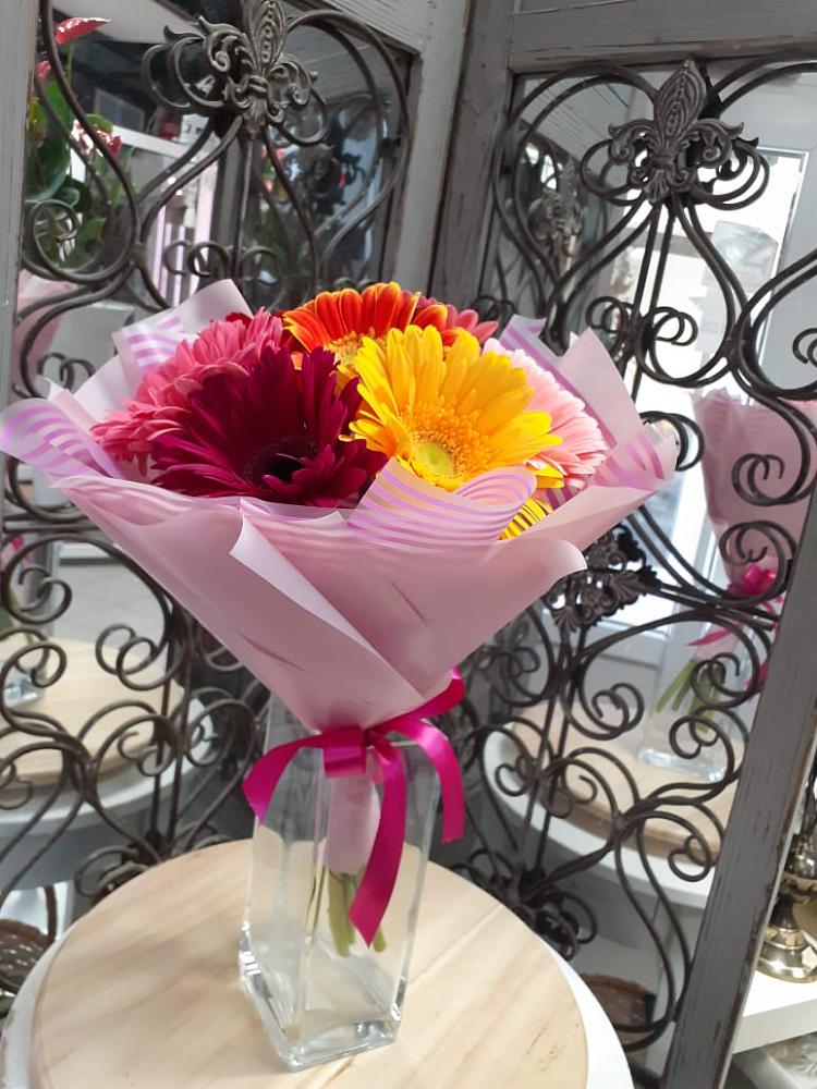 Букет цветов из: Герберы в Ильинке Астраханской области