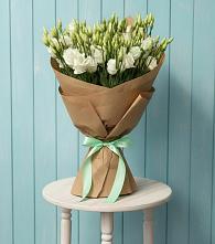 Букет цветов из:  Лизиантусы в Ильинке Астраханской области