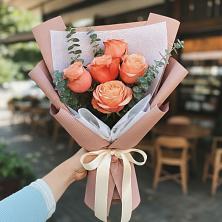 Букет цветов из:  Розы в Ильинке Астраханской области