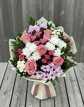 Букет цветов из:  Альстромерии, Гвоздики, Розы и Хризантемы в Ильинке Астраханской области