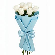 Букет 7 белых роз Проуд в Ильинке Астраханской области