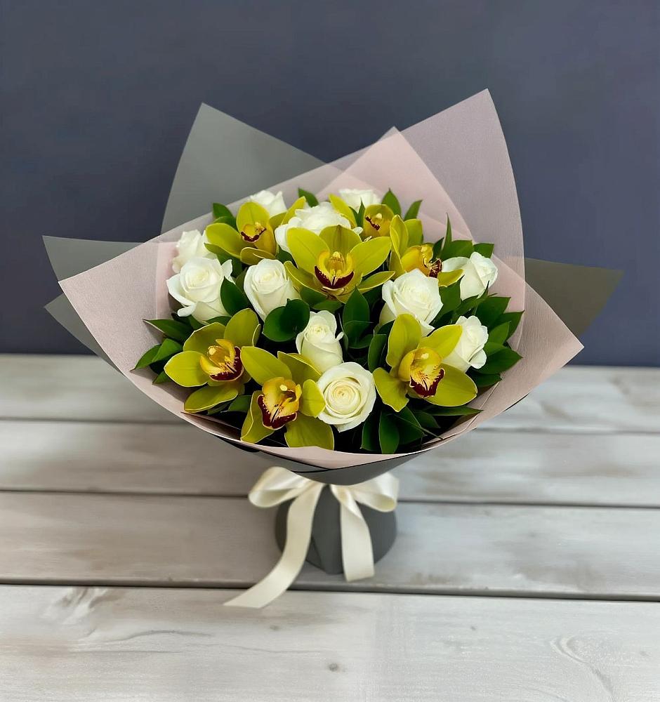 Букет цветов из: Орхидеи и Розы в Ильинке Астраханской области