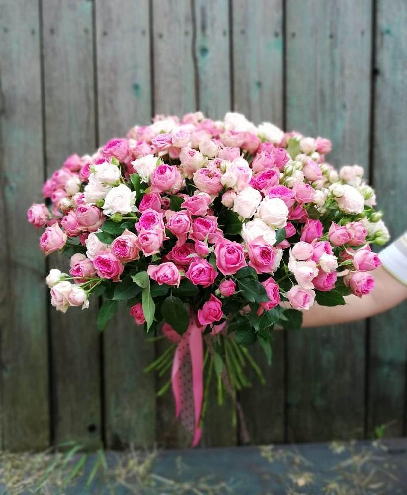 Букет Розовые кустовые розы Натали и Лав Лидия в Ильинке Астраханской области