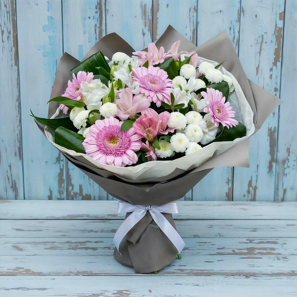 Букет цветов из: Герберы, Альстромерии и Хризантемы в Ильинке Астраханской области