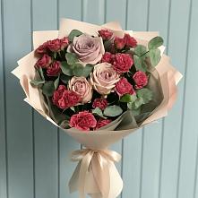 Букет цветов из:  Гвоздики и Розы в Ильинке Астраханской области