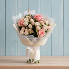 Букет цветов из:  Розы #REPLACE_PRED# Ильинке Астраханской области