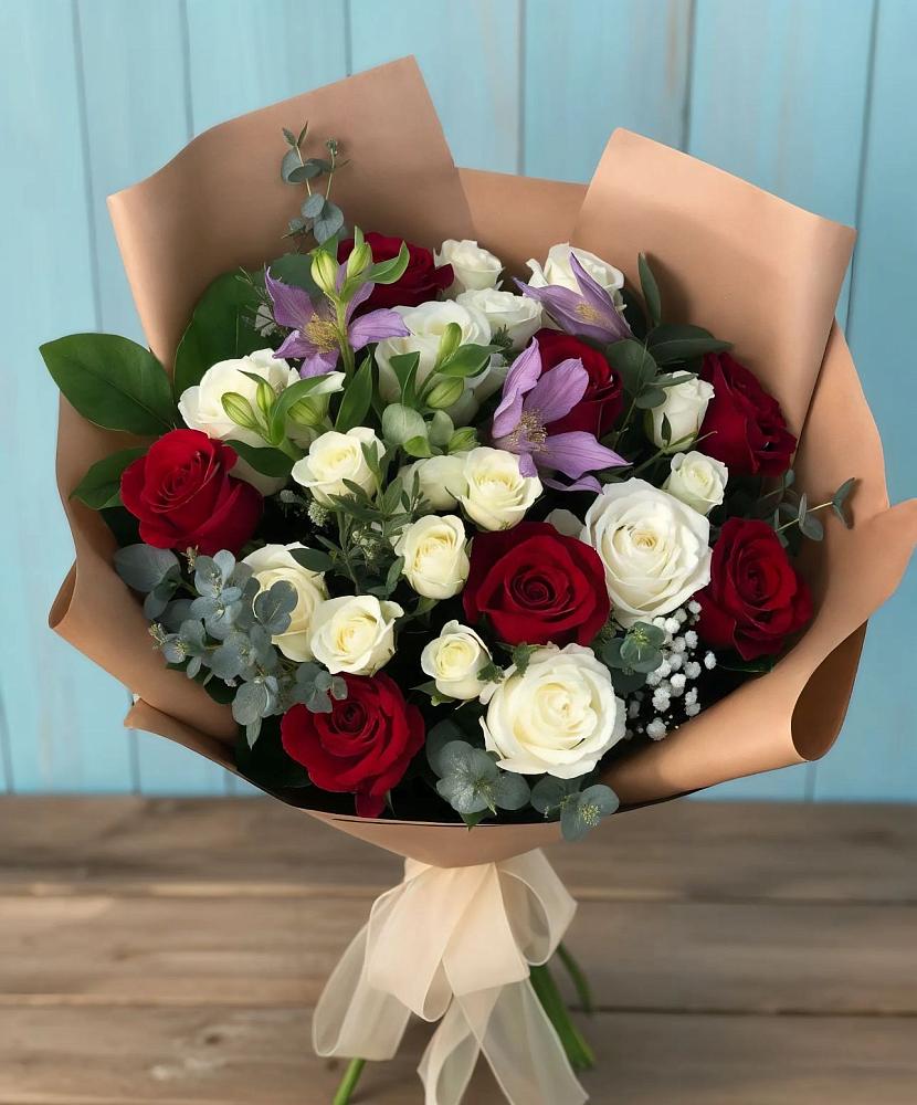 Букет цветов из: Розы и Альстромерии в Ильинке Астраханской области