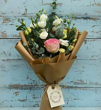 Букет цветов из:  Розы и Лизиантусы в Ильинке Астраханской области