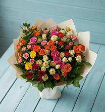 Букет Микс из разноцветных кустовых роз в Ильинке Астраханской области